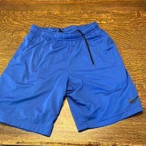 Mens Medium- Gym Shorts- Nike